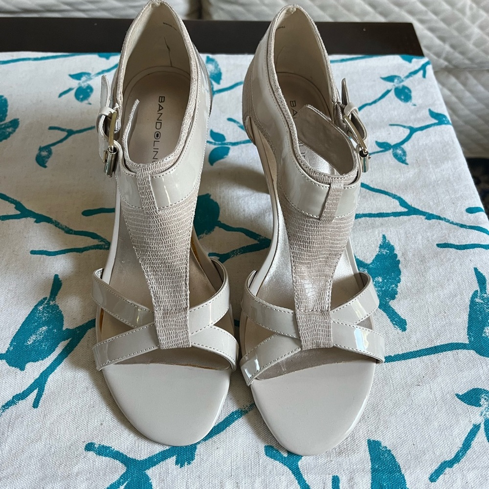 Bandolino Sandal heel
